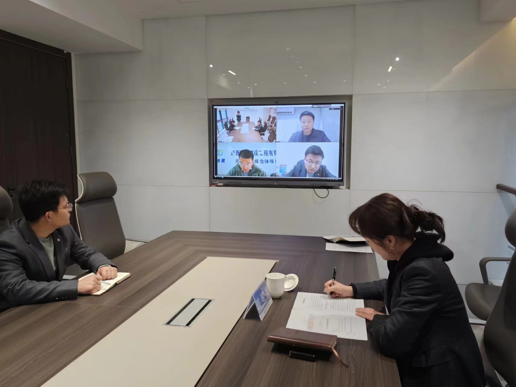 281709091060647567.jpg 7abe874fd9236f789be4ccd40b9f66e.jpg