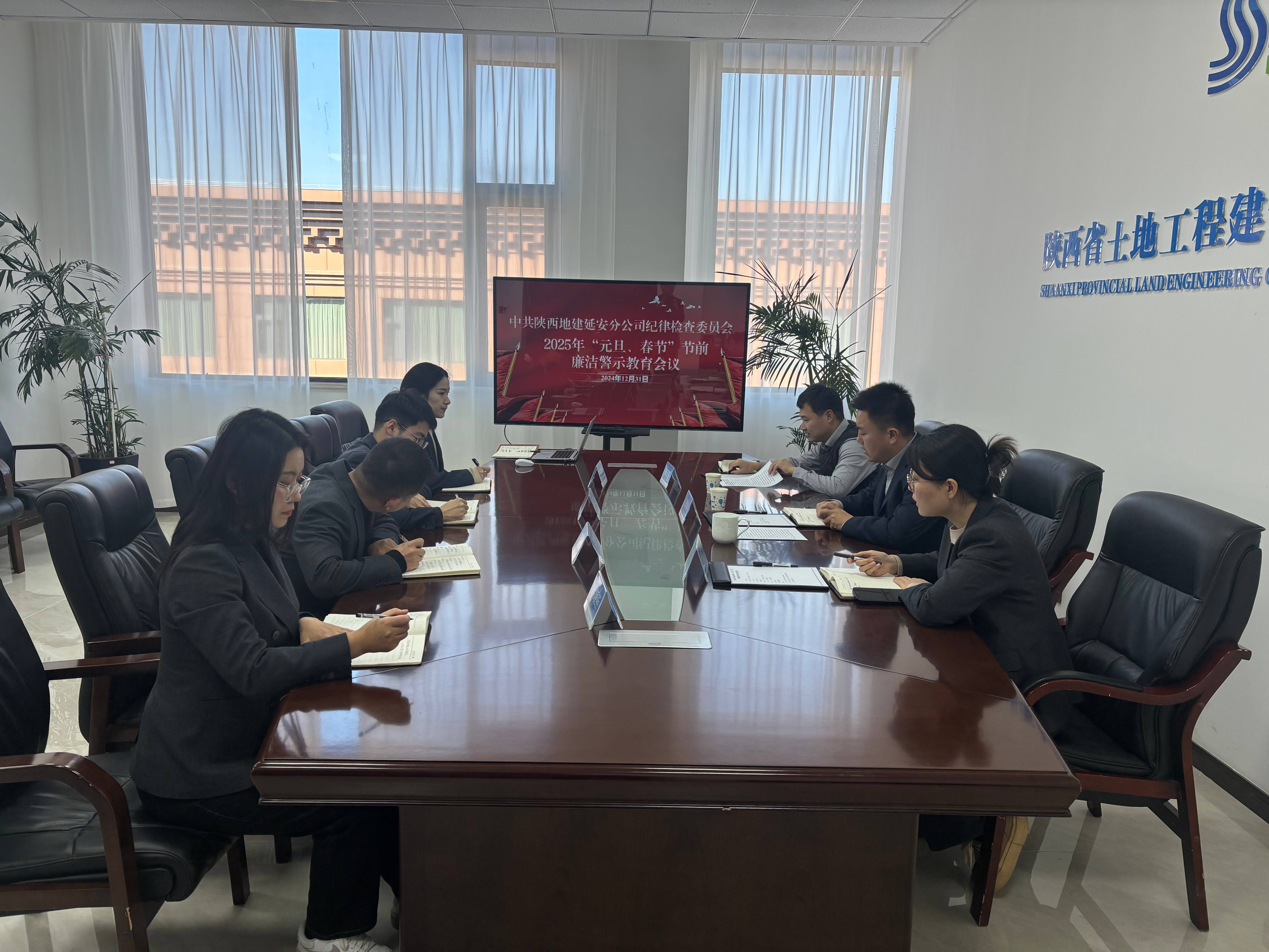 311735639035116736.jpg 64b28317492e55692b2e1edaf61f703(1).jpg