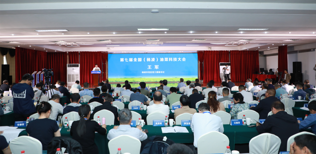 141747183984185920.png 640.png