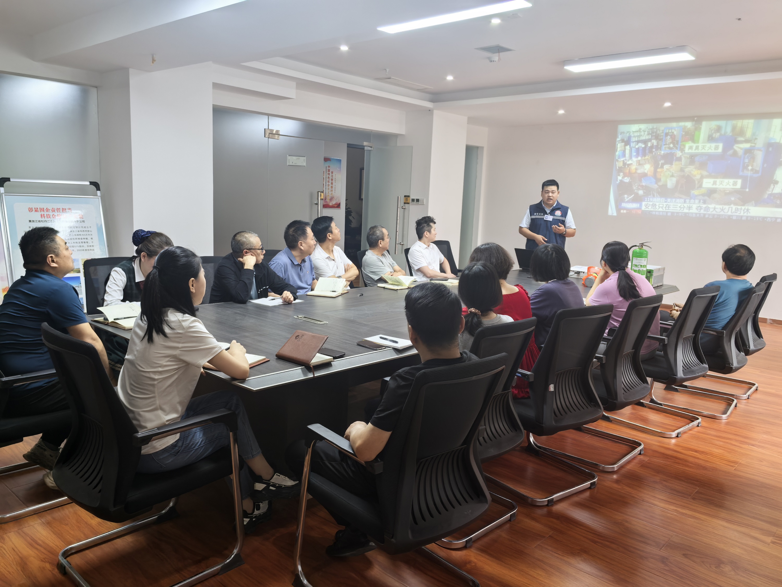 291748516340943023.jpg 8496f5d4faef7514e494ab32f49bee7.jpg