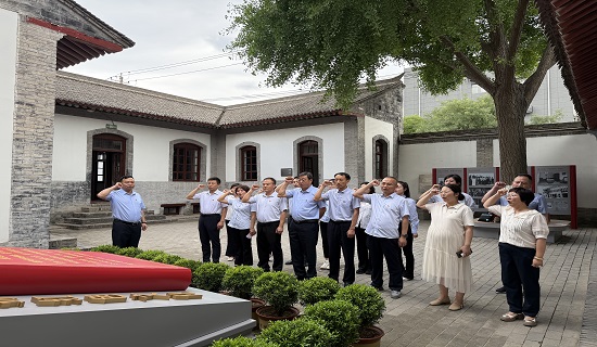 031751533439110293.jpg 555e27e75f3fe0344fe8dcaae494d65.jpg